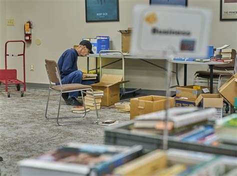 mars.library.uvic.ca - wintechmobiles.com