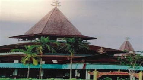Masjid Tertua Di Kalimantan - wintechmobiles.com