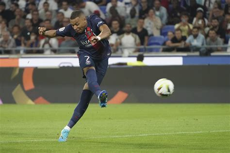 MATCHDAY: Mbappé and France host Ireland in European Championship qualifying