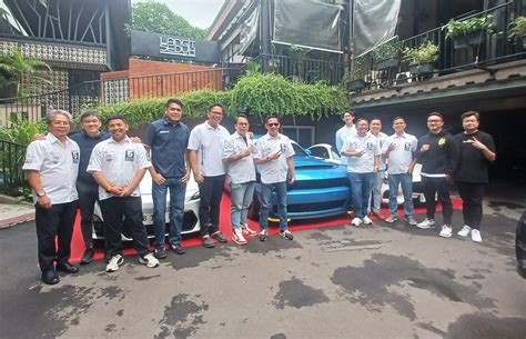 MATRUBASI komunitas pemilik mobil & Adegan panas Asia dapatkan video lengkap bokep pemersatu sebagai film dengan chemistry pasangan padang rumput tanpa dokumen fisik Instagram pantai Bali image 1
