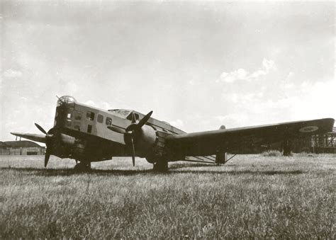 MB-210 Deutsch