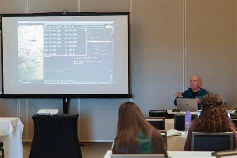 MBARI shares latest tech innovations for visualizing … - raincitystudios.com