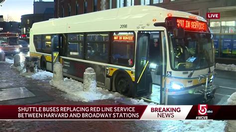 MBTA: Shuttle buses replace Red Line service between Harvard and Park Street due to mechanical problem