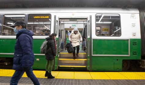 MBTA board is ‘failing riders,’ transit advocate says