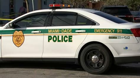 MDPD officer’s cruiser crashes in SW Miami-Dade; no injuries reported