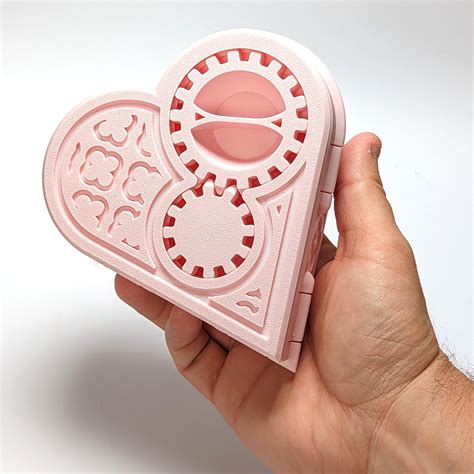 Mechanical Valentine - Etsy - muktibox.com