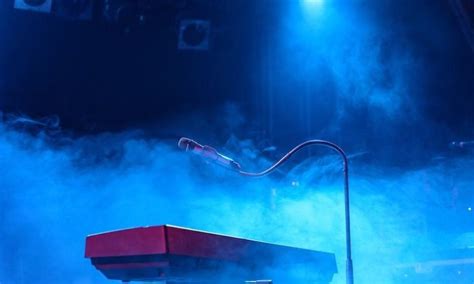 Membuat Effect Asap Panggung - Duwi Arsana - muktibox.com