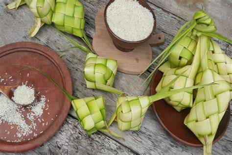 Mengenal Apa Itu Lebaran Ketupat dan Filosofinya - raincitystudios.com