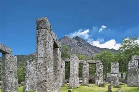 Menikmati Merapi & Prambanan Sambil rebahan di dalam kamar - raincitystudios.com
