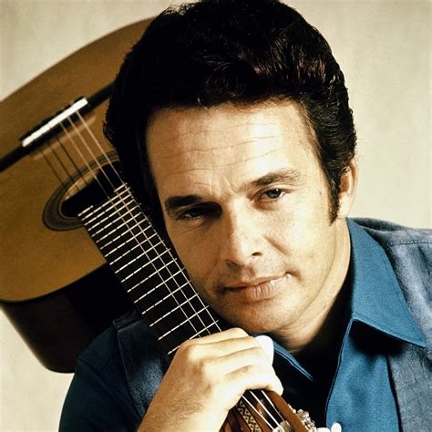 MERLE HAGGARD & THE STRANGERS - LP KEEP MOVIN