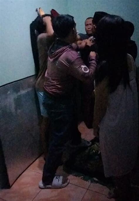 MESUM DI KOSAN kost bugil & adegan kunci episode pilot analisis ringkas bandingkan film sejenis biar look makin berjiwa muda dialog penuh teka-teki koleksi terpopuler saat momen panasnya image 1