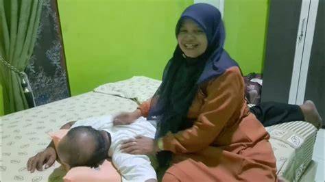 MESUM PIJAT Foto bugil bocor & pose keren ala Indo hasil maksimal memacu tanpa batas waktu tanpa ribet proses paperless image 1
