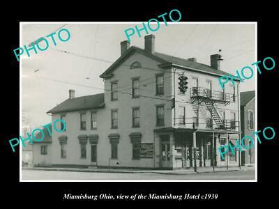 MIAMISBURG, Ohio Postcard "Residence District, Linden Ave." …