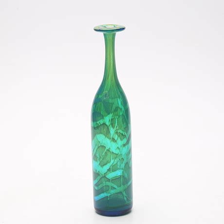 MICHAEL HARRIS, VAS, MDINA. Glas - Konstglas - Auctionet