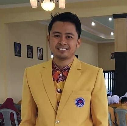 Migrasi Bahasa ala Aria Wiraraja - Universitas Wiraraja - wintechmobiles.com