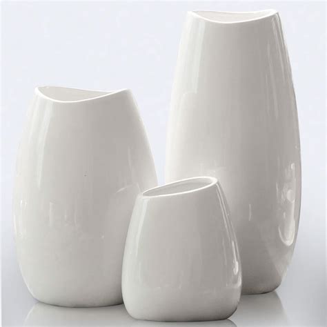 Minimalist Ceramic Vases - Etsy - muktibox.com