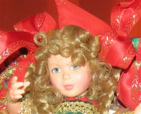 MISTLETOE HOLIDAY COLLECTION PITTSBURGH ORIGINALS DOLL BY CHRIS ... - eBay