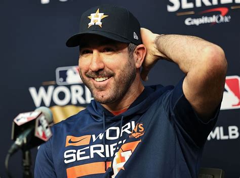 MLB fans on Justin Verlander s Philly welcome That s just how people say hi  in Philly Honestly thought it was a love language up there Unbearable  awareness is