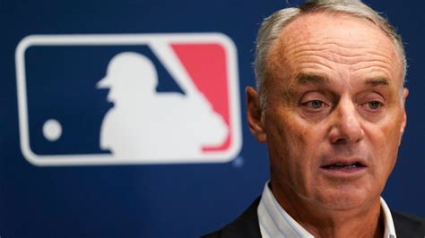 MLB’s Manfred hopes owners will vote in November on A’s-to-Vegas