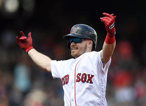 MLB Notes: On weekend of anniversaries, two Red Sox stars set to run marathon