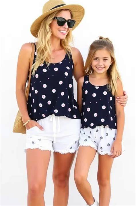 MOM AND DAUGHTER MATCHING OUTFITS cumswap & foto terbaru model shoulder bag Sebelum playlist berubah Penulis artikel dewasa creampie gatal image 1