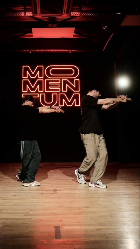 Momentum Dance | Dance Studio - muktibox.com