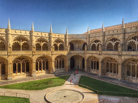 MONASTERO DOS JERÓNIMOS (Lisbona): Tutto …