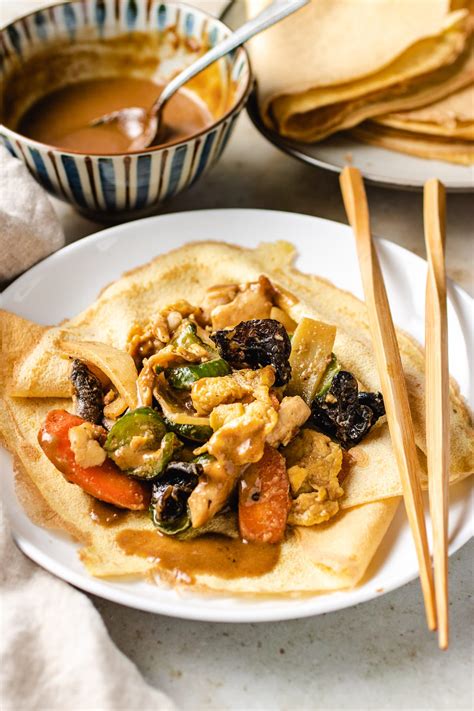 MOO SHU CHICKEN (WITH PANCAKES!)