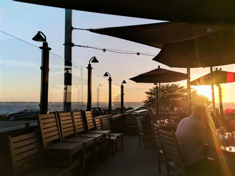 MOONSTONE BEACH BAR & GRILL Cambria California …