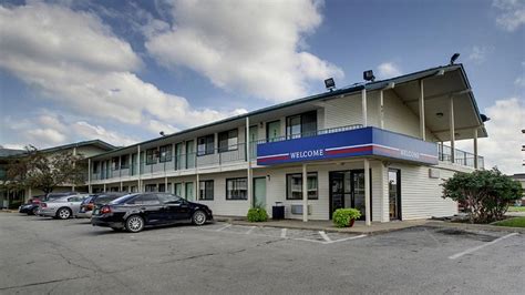 MOTEL 6 DES MOINES SOUTH - AIRPORT - Prices