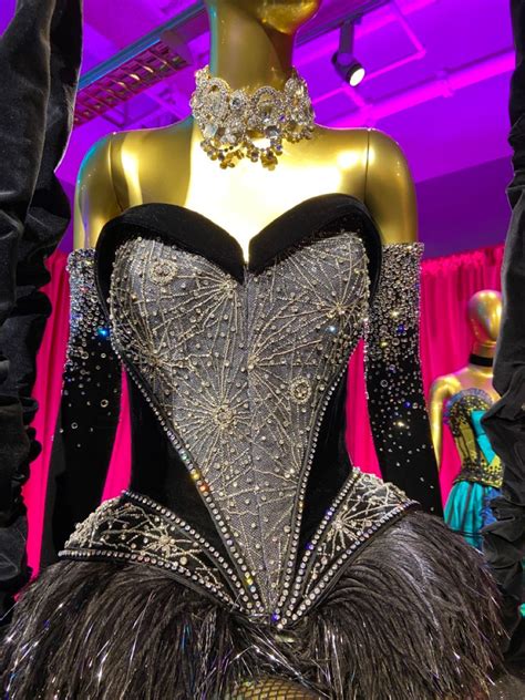 Moulin Rouge Best Costume Design - muktibox.com