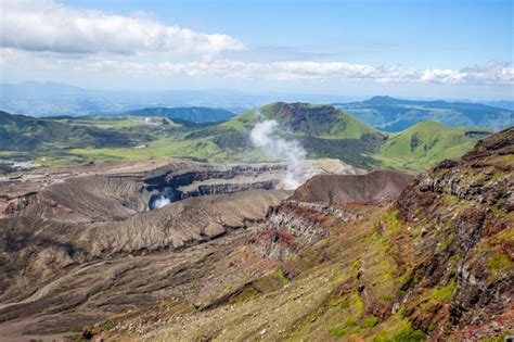 MOUNT ASO VOLCANO HIKE - A COMPLETE GUIDE - Journey …