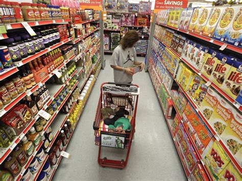 MPs debate bill that would outlaw advertising sugar to Canadian kids
