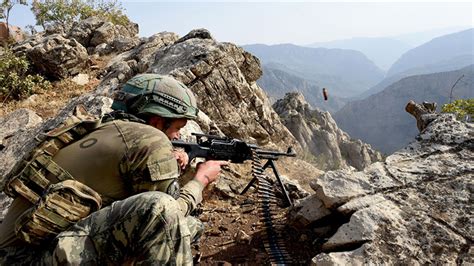 MSB: 2 PKK’lı terörist teslim oldu