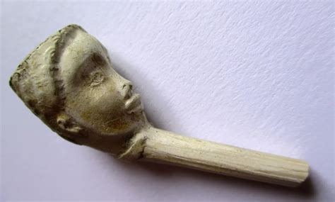 Mudlarking: Clay Pipe with a Story - Blogger - wintechmobiles.com