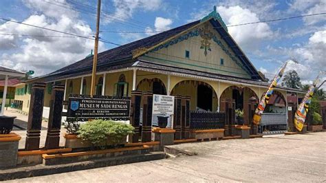 Museum Sadurengas - wintechmobiles.com