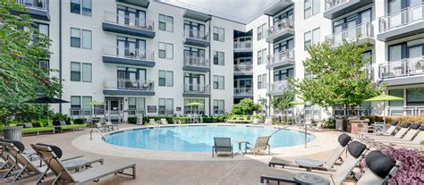 MAA South Lamar apartments in Austin have studio, 1-2 bedroom luxury apartments starting at $1555, and include smart home systems & more.. 