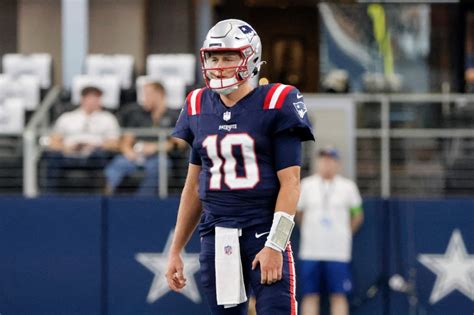 Mac Jones benched as Patriots get demolished in 38-3 loss to Cowboys