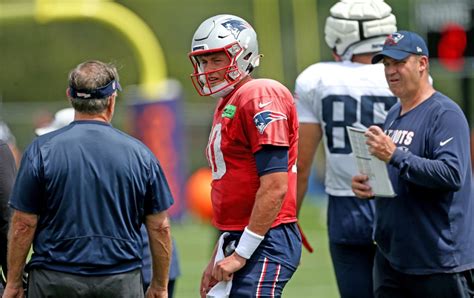 Mac Jones trying to ‘chase the standard’ Tom Brady set with Patriots