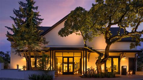 Macarthur place. Specialties: Located in the beautiful Sonoma Valley Wine Country four blocks from historic Sonoma Plaza, MacArthur Place is a newly-renovated 64-room hotel, spa and culinary hub offering natural luxury in the heart of Sonoma. Set on a historic six-acre estate with lush grounds, intimate gardens, winding pathways, stylish mid-century pool, and full-service spa utilizing flowers and herbs from ... 
