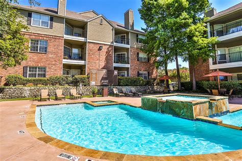 Macarthur ridge apartments 10701 n macarthur blvd irving tx 75063. The Winsted at Valley Ranch. 1-2 Beds • 1-2 Baths. 778-1391 Sqft. 7 Units Available. Check Availability. We take fraud seriously. If something looks fishy, let us know. Report This Listing. Find your new home at Hyde Park at Valley Ranch located at 10201 N Macarthur Blvd, Irving, TX 75063. 