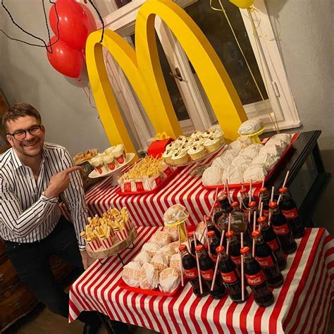 Macdonald birthday party. By McDonald's on September 25, 2023 What's Hot. When it comes to birthday parties, McDonald’s has been widely acclaimed for its delicious food and inviting atmosphere. With its ample space, cost-effective McDonald’s birthday package options, various birthday themes and menu that caters to so many palates, McDonald’s is a nation-wide favorite. 