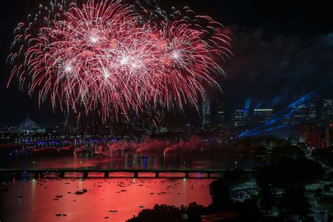 Gunter: Gunter Fireworks in the Park will be held at Gunter City Park, from 6 to 10 p.m. Kingston: West Bay Casino & Resort is hosting a fireworks show. Lake Murray: July 4th fireworks at Lake .... 