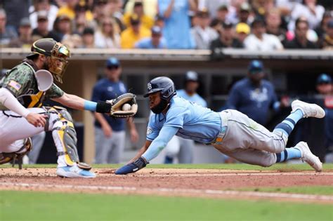 Machado and Musgrove power the Padres to series-clinching 5-4 win over MLB-leading Rays