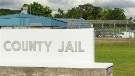 Official inmate search for Macomb County Jail. Find a