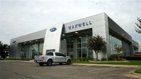 A typical day at Maxwell Ford included making buyer's tag