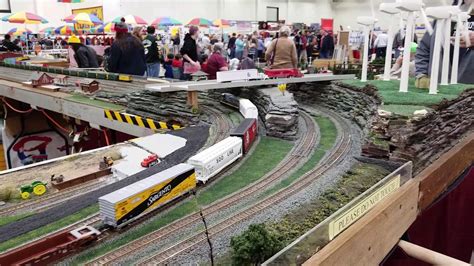 It's February again! That means it's time for the annual Madison Model Train Show.As usual, I was there to film the trains and layouts I enjoyed the most, bu.... 
