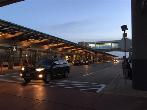 Madison wisconsin airport. Things To Know About Madison wisconsin airport. 