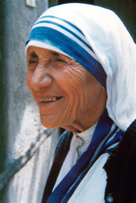 Madre teresa di calcutta biography