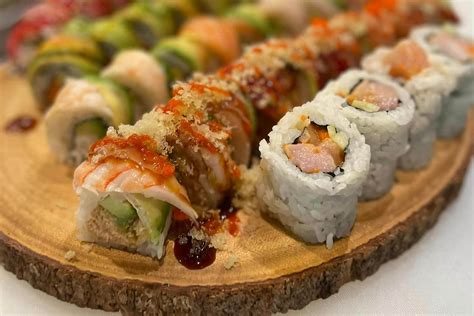 Mafia sushi. Restaurant japonez in Chisinau. Livrare si la tine acasa. Sushi seturi, Sushi Rolls, Norimaki sau WOK. Comanda acum: ☎️0(79) 801060 si 022 90-40-10 